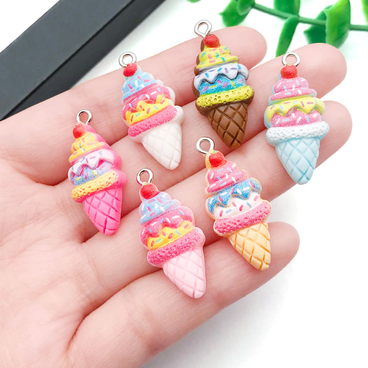 5/12pcs Resin Strawberry Ice C - Resin Art Bracelet ulasan dan harga